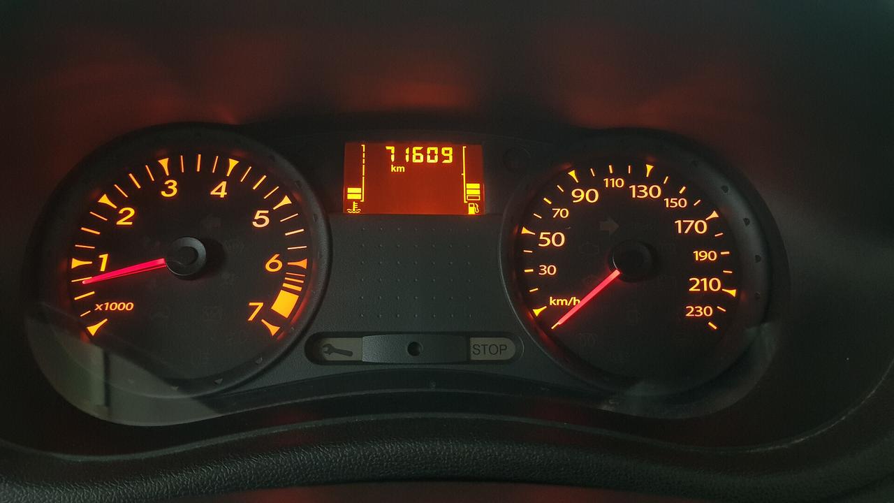 RENAULT CLIO 1.2 16V 5P SOLO 70.000 KM.03/2011