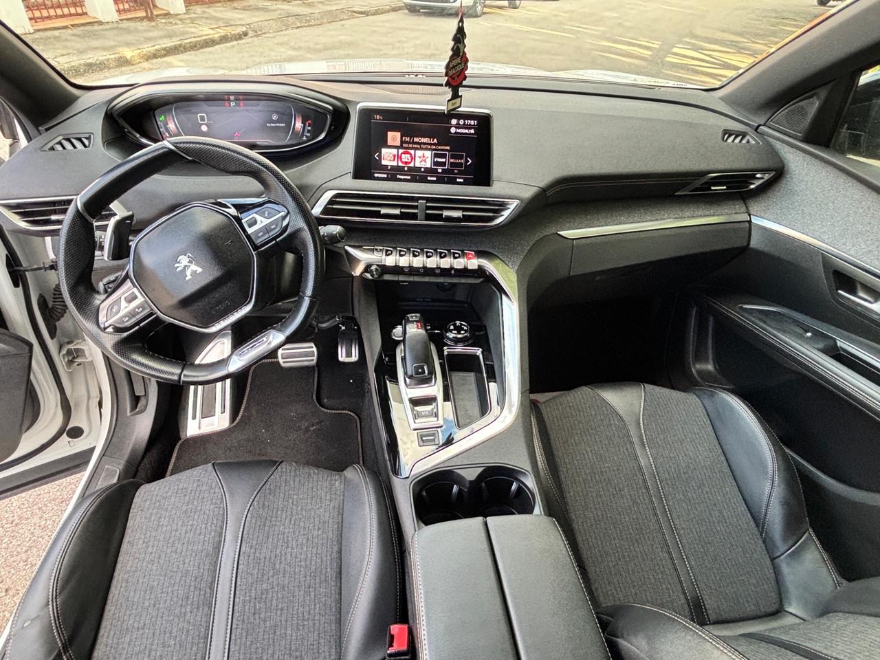 Peugeot 5008 BlueHDi 130 S&S Allure