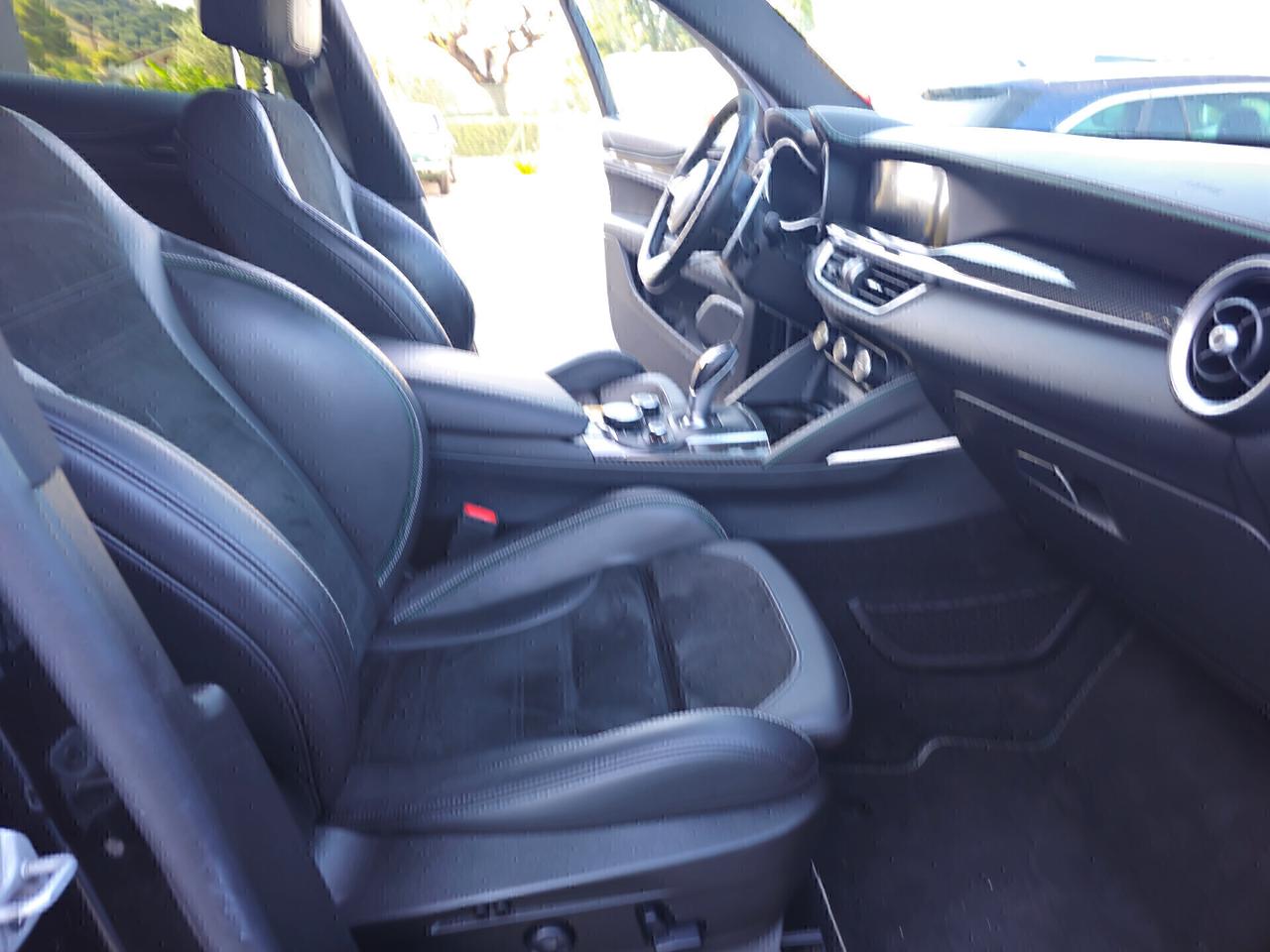 Alfa Romeo Stelvio 2.9 Bi-Turbo V6 510 CV AT8 Quadrifoglio