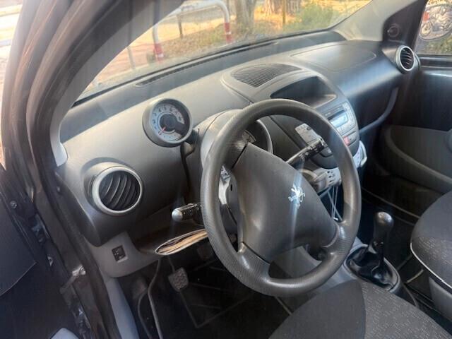 Peugeot 107 1.0 68CV 5p. Plaisir