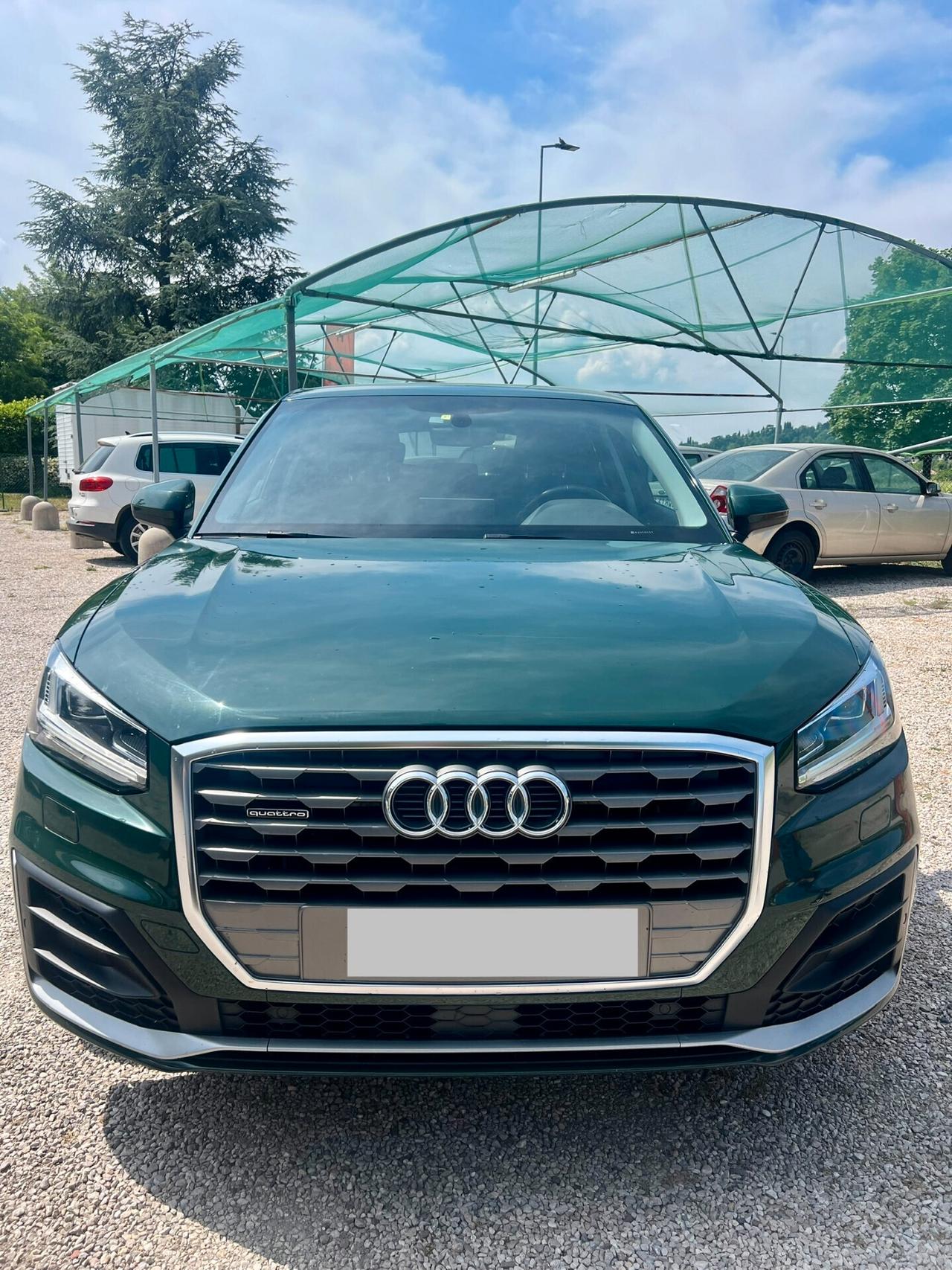 Audi Q2 35 TDI S tronic Identity Black