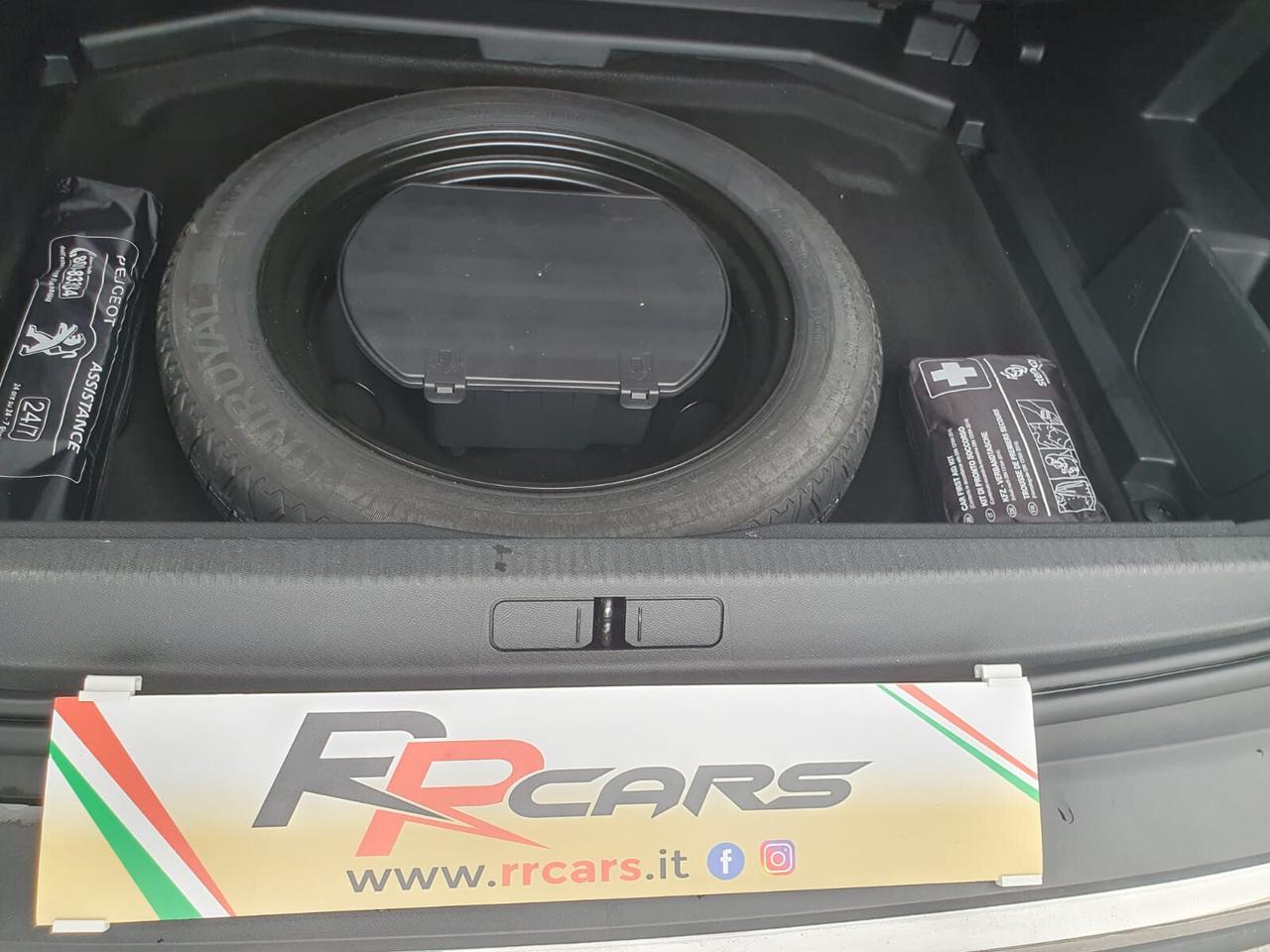 Peugeot 3008 BlueHDi 130 S&S EAT8 Allure