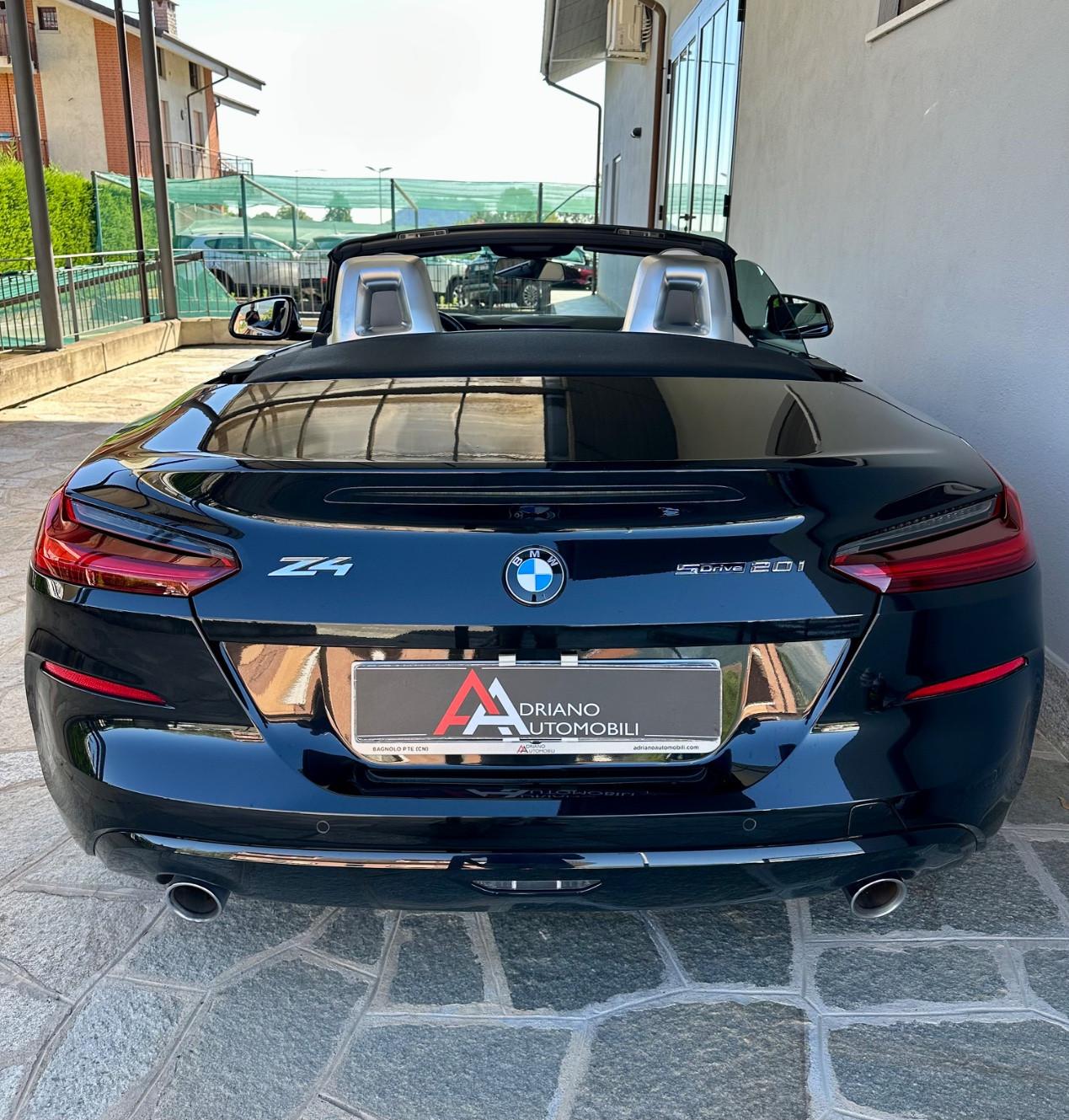 BMW Z4 sdrive 20i auto