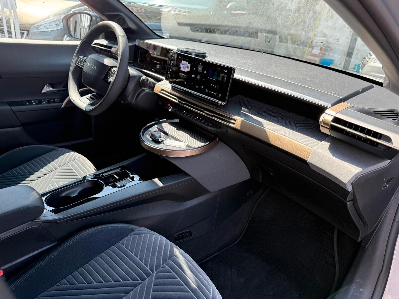 LANCIA YPSILON 2025 Hybrid AUTOMATICA LX 18.000 KM