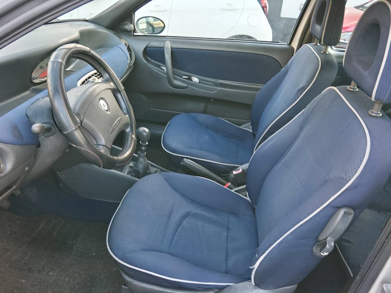 Lancia Y 1.2 PRONTA ALL'USO