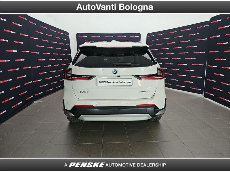 BMW iX1 eDrive 20 X-Line