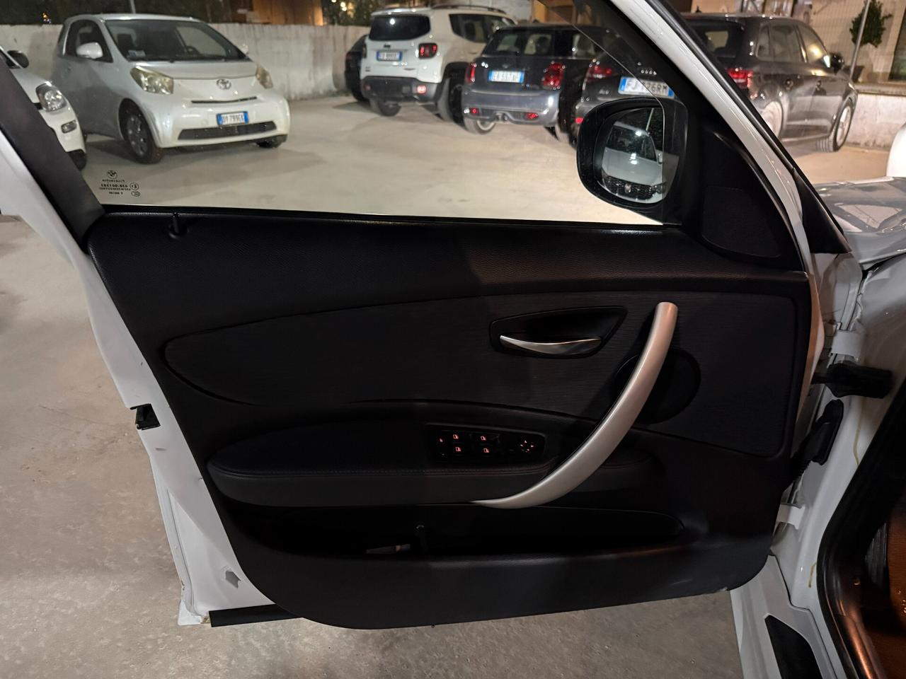BMW 118D 143CV FUTURA - 2010