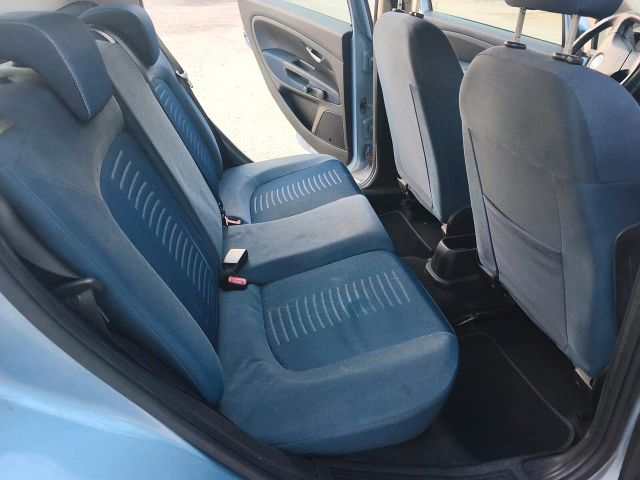 Fiat Punto 2007---1.2 Benzina Neopatentati