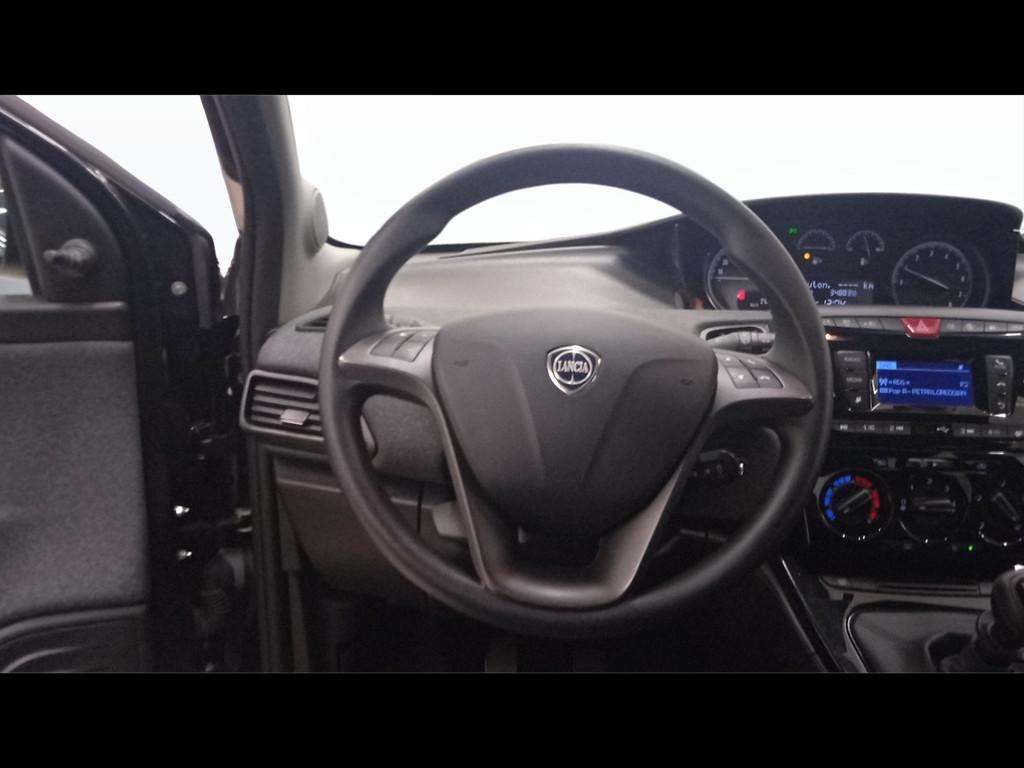 LANCIA Ypsilon III 2021 - Ypsilon 1.0 firefly hybrid Silver s&s 70c