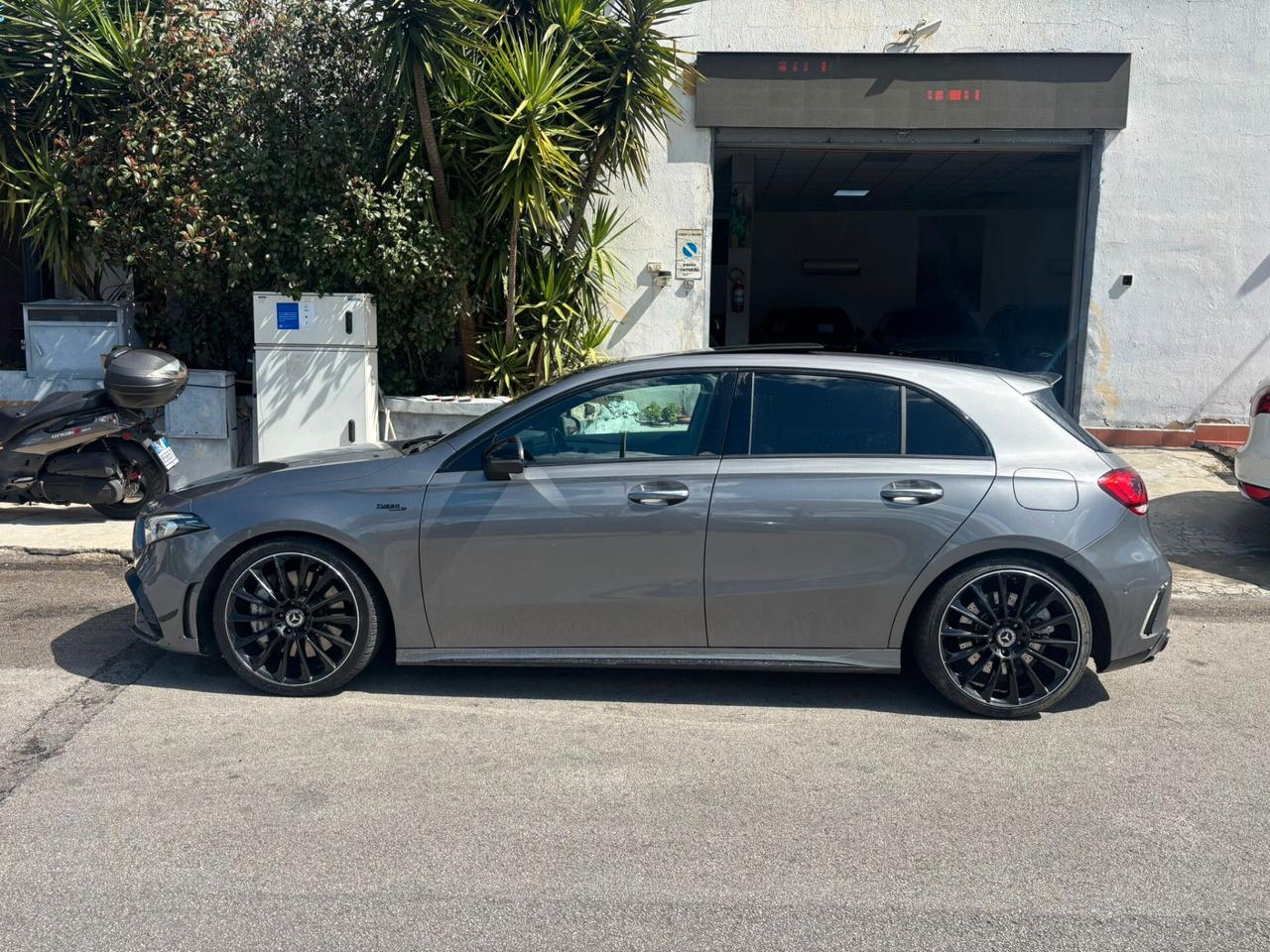 Mercedes-benz A 35 AMG Mercedes 4Matic