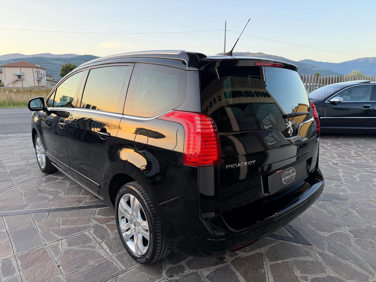 Peugeot 5008 1.6 THP 156CV Féline 7 Posti unico proprietario