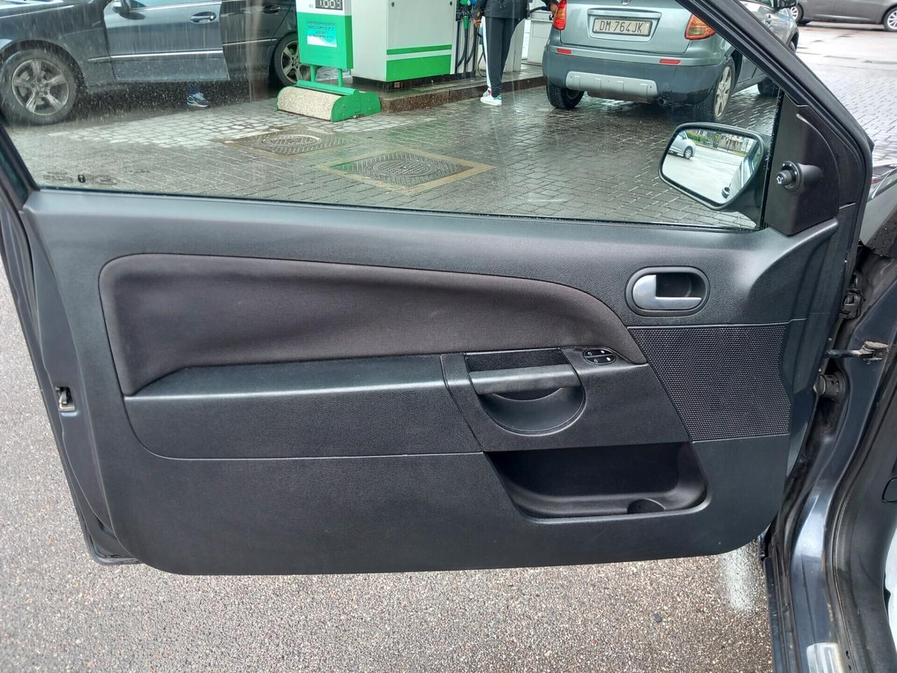 Ford Fiesta 1.6 TDCi 3p. S EURO 4