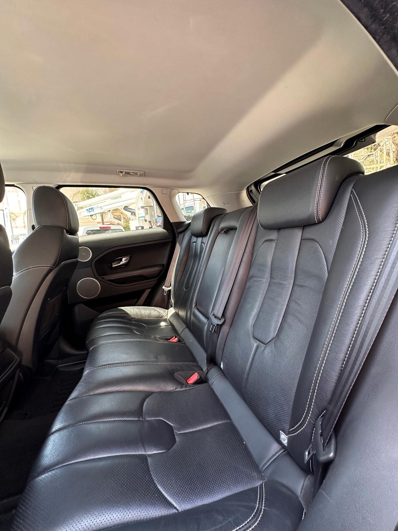 Land Rover Range Evoque 2.2 TD4 5p. Dynamic