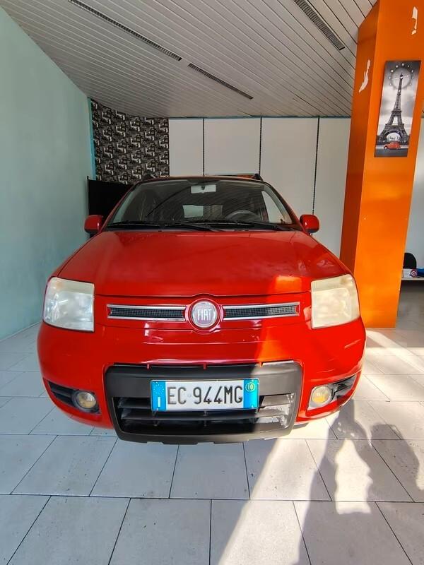 FIAT PANDA 1.2 CLIMBING – METANO – ECONOMICA E AFFIDABILE