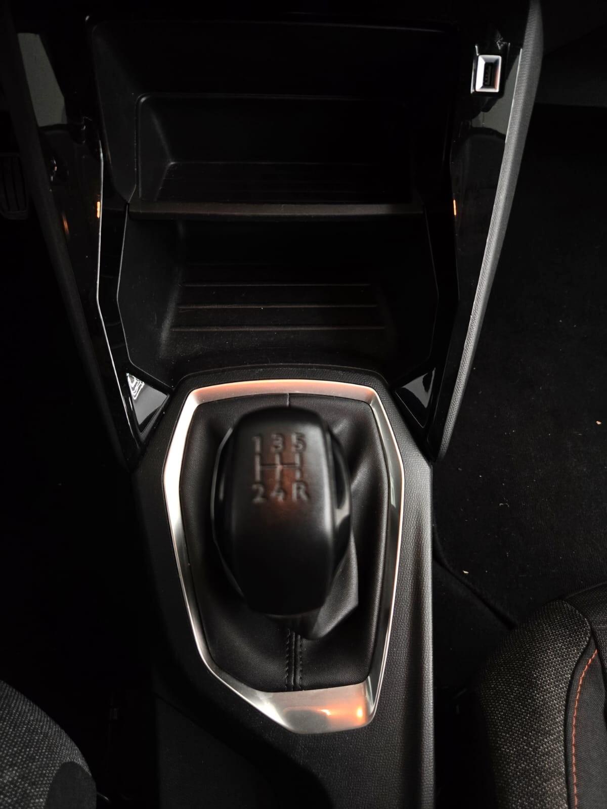 Peugeot 208 PureTech 75 Stop&Start 5 porte Like