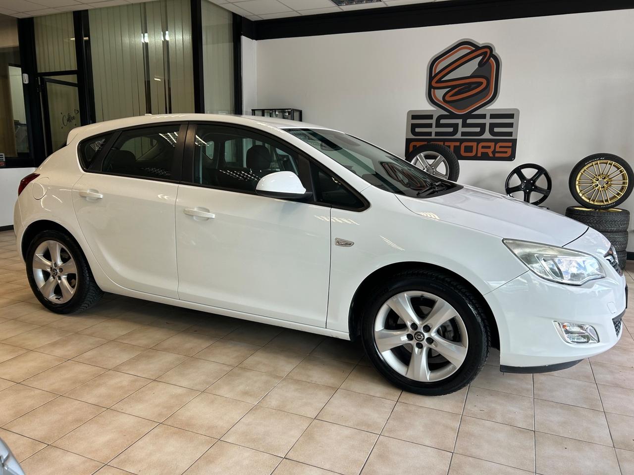 Opel Astra - 2010 1.4 GPL 100cv 174.000 km