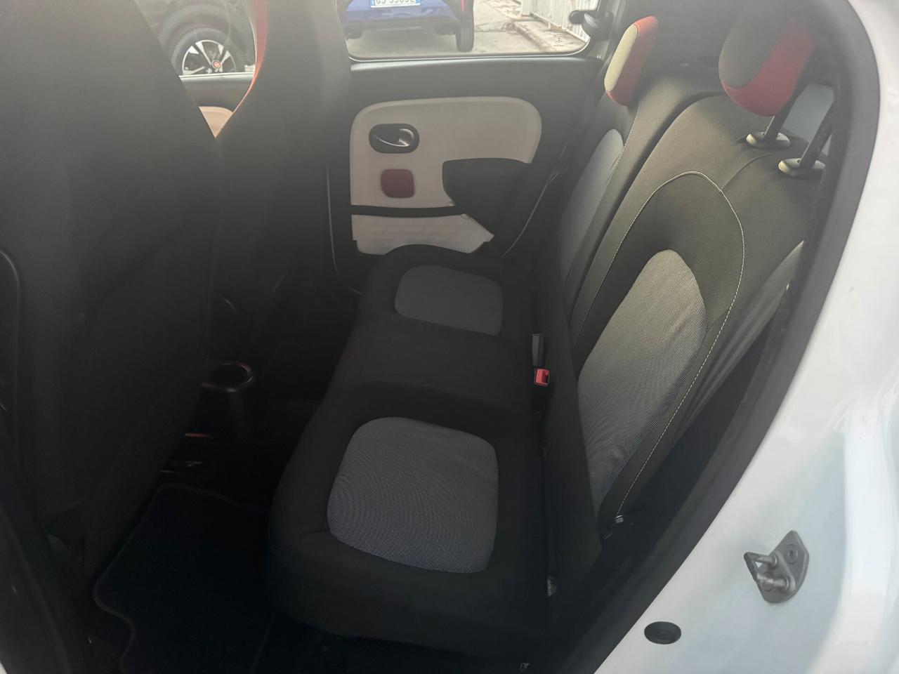 RENAULT TWINGO 1.0 BENZINA 2016