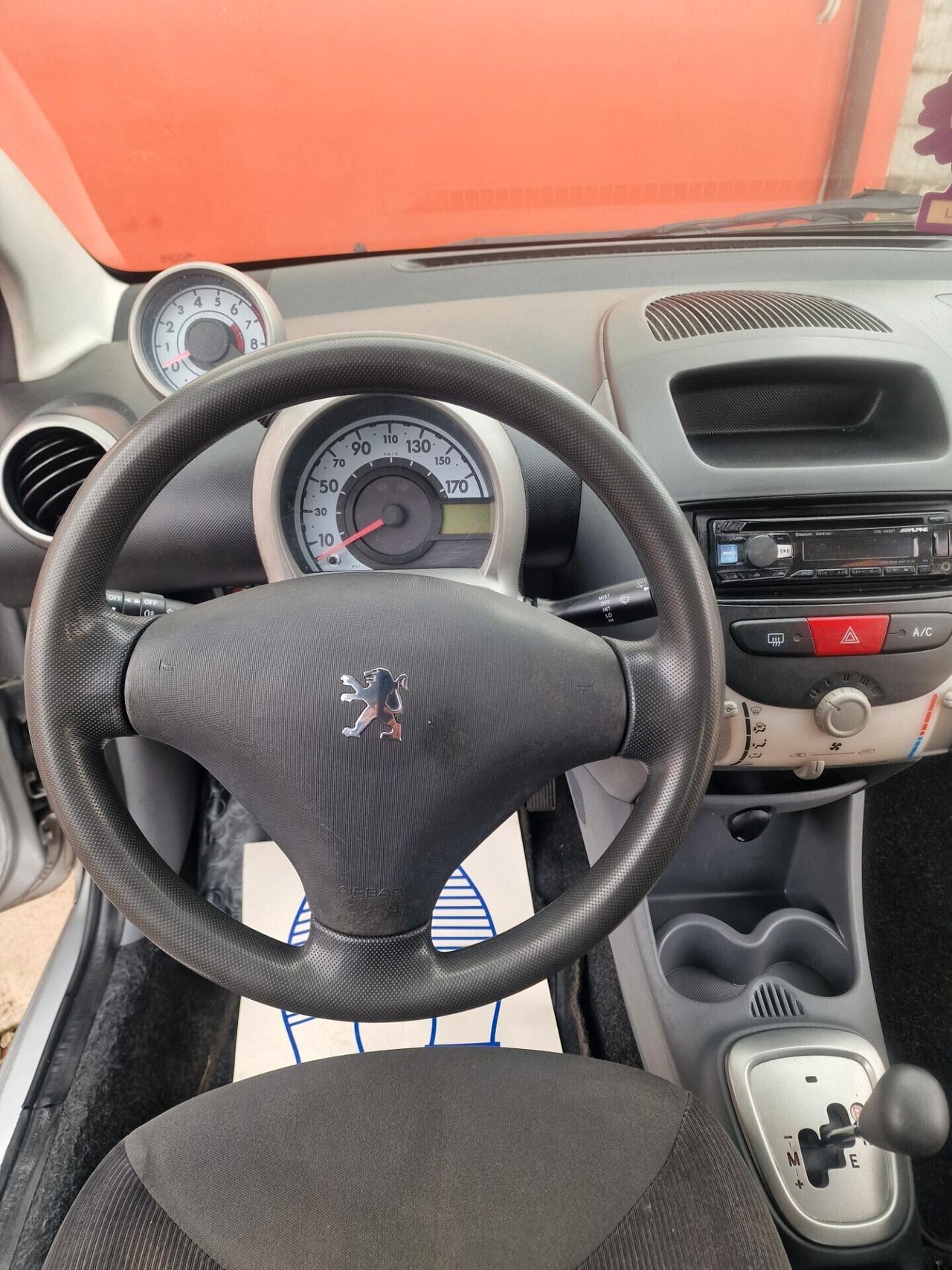 Peugeot 107 1.0 68CV 5p. Plaisir 2Tronic