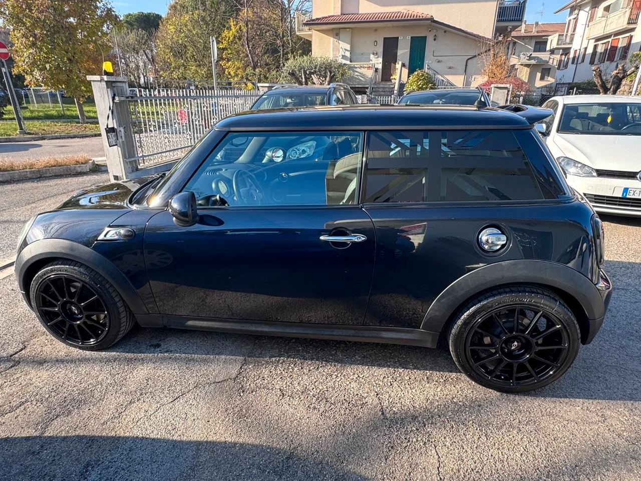 Mini Cooper S Coupe 1.6 Coupé