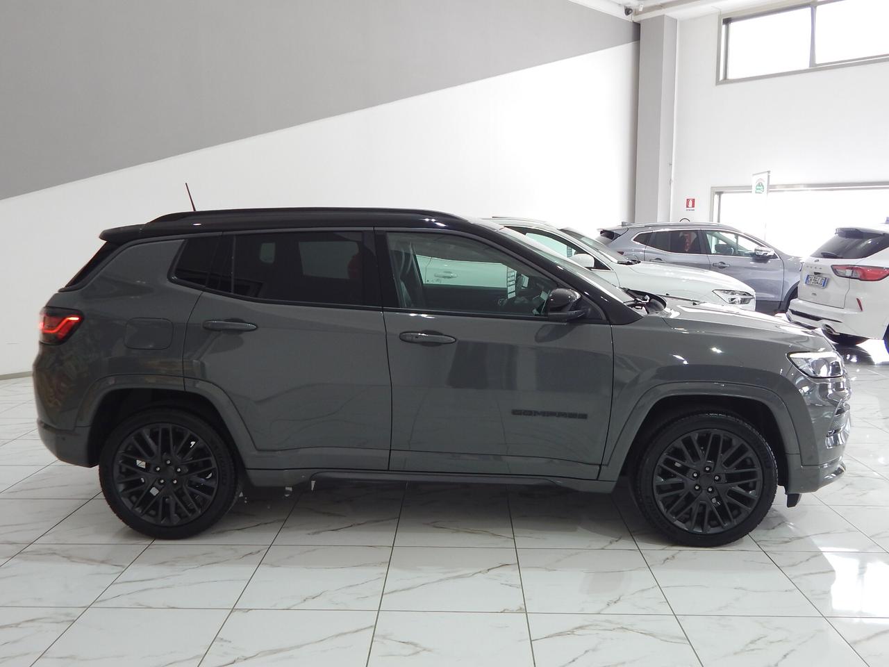 Jeep Compass 1.6 mjt "S" 130cv NAVI-PELLE-PARK-RADAR-LED-KAMERA
