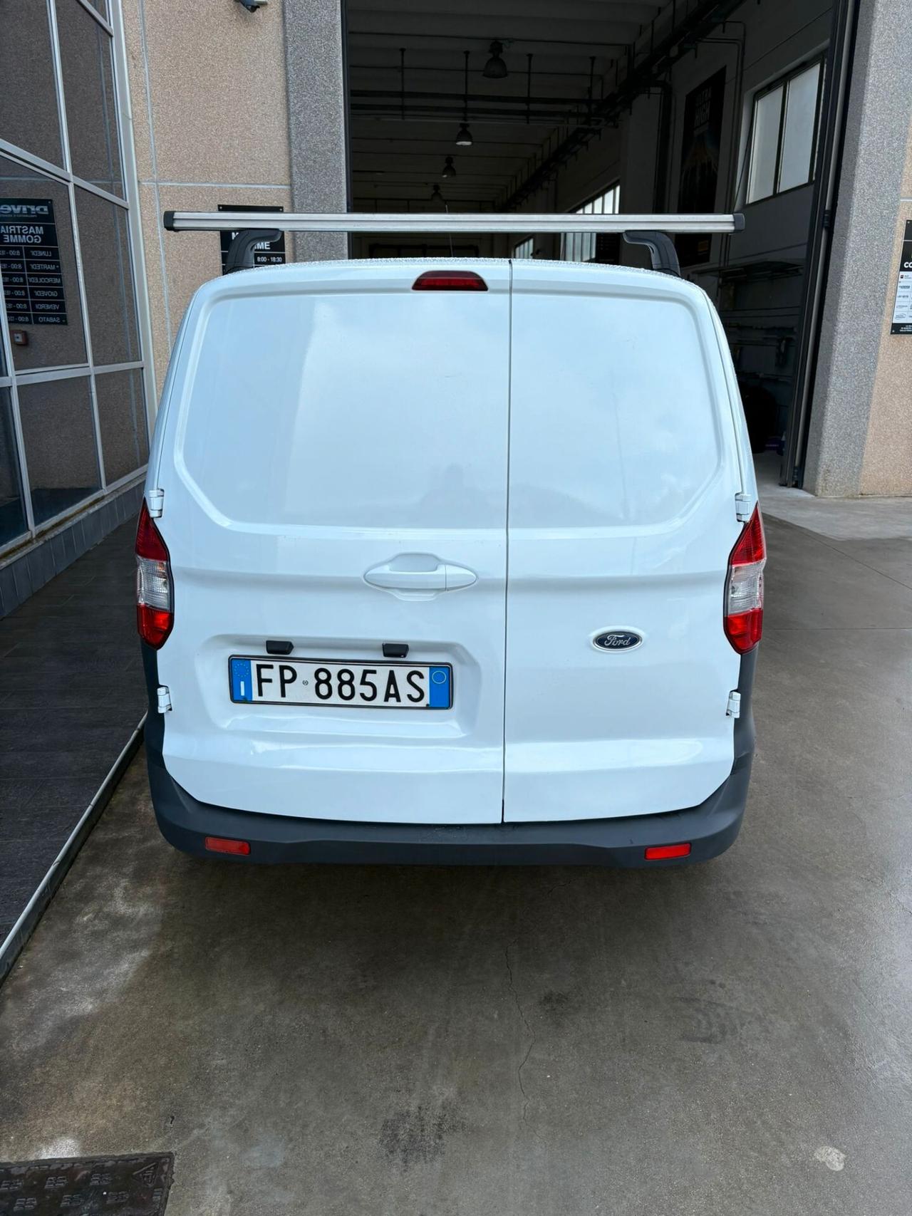 Ford Tourneo Connect 1.5 TDCi 100 CV Plus