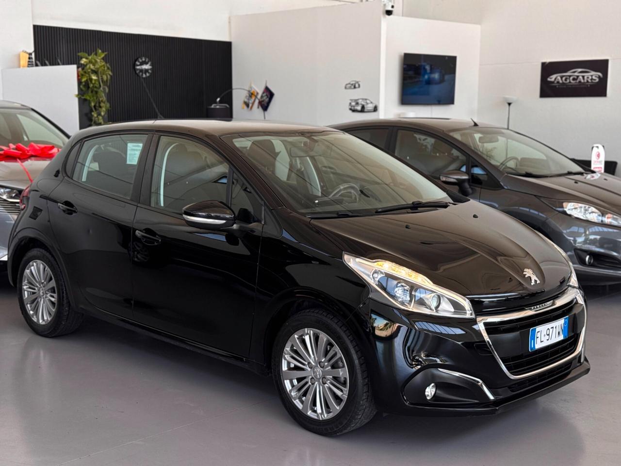 Peugeot 208 PureTech 82 5p. GPL Active