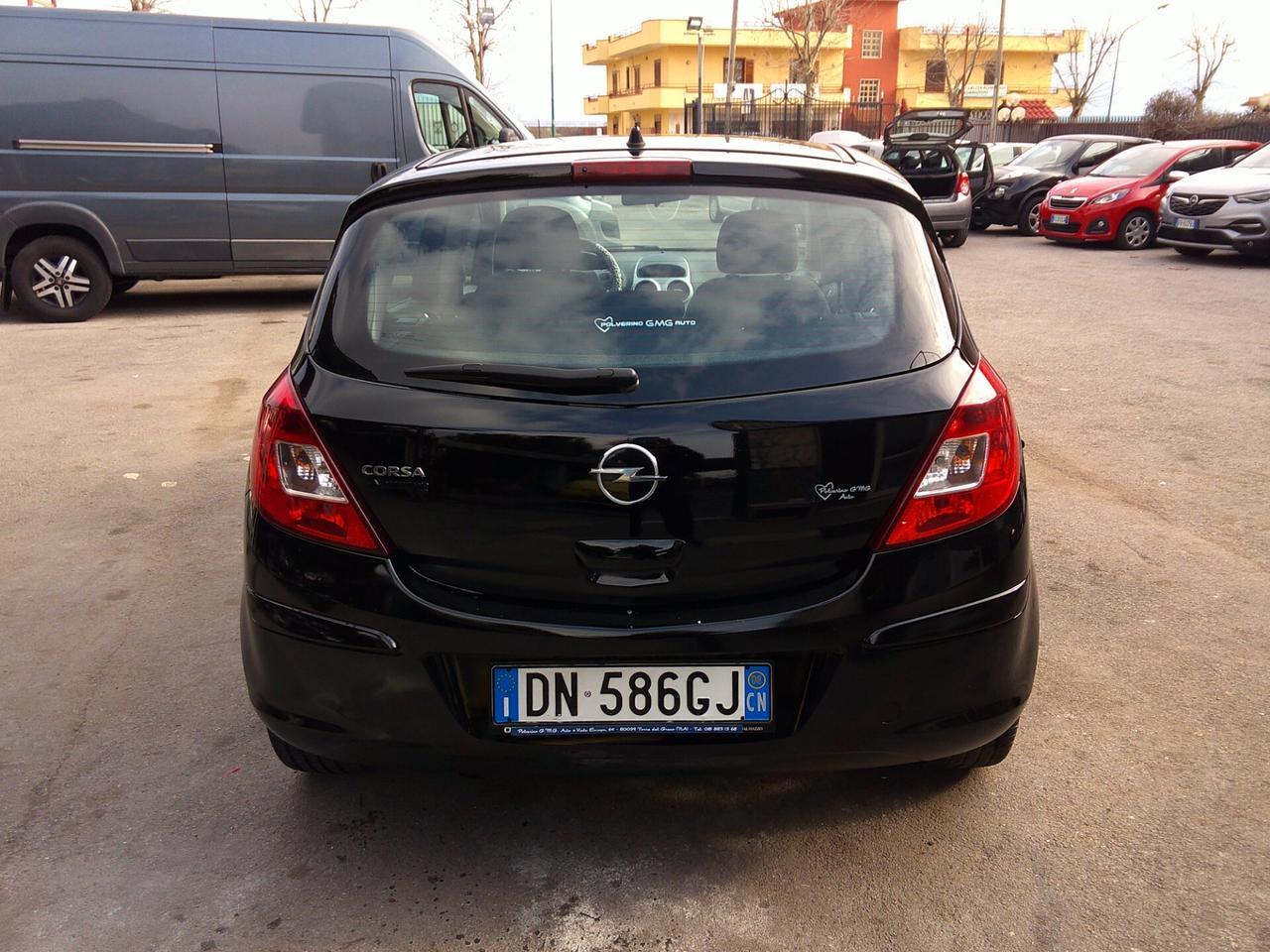 Opel Corsa 1.2 5 porte Club 08