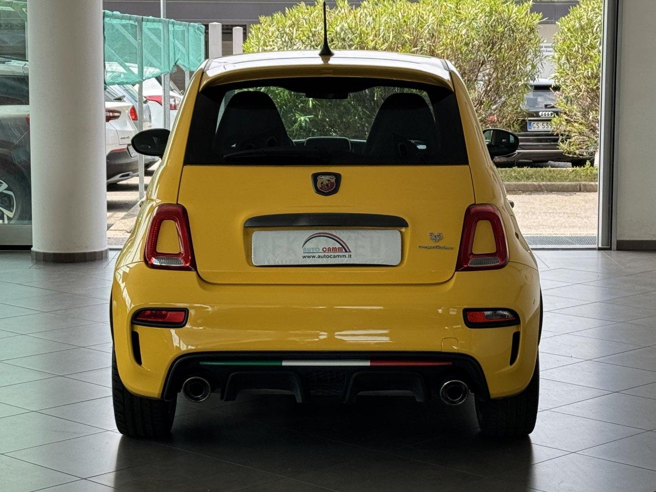 Abarth 595 1.4 t-jet Competizione 180cv SABELT