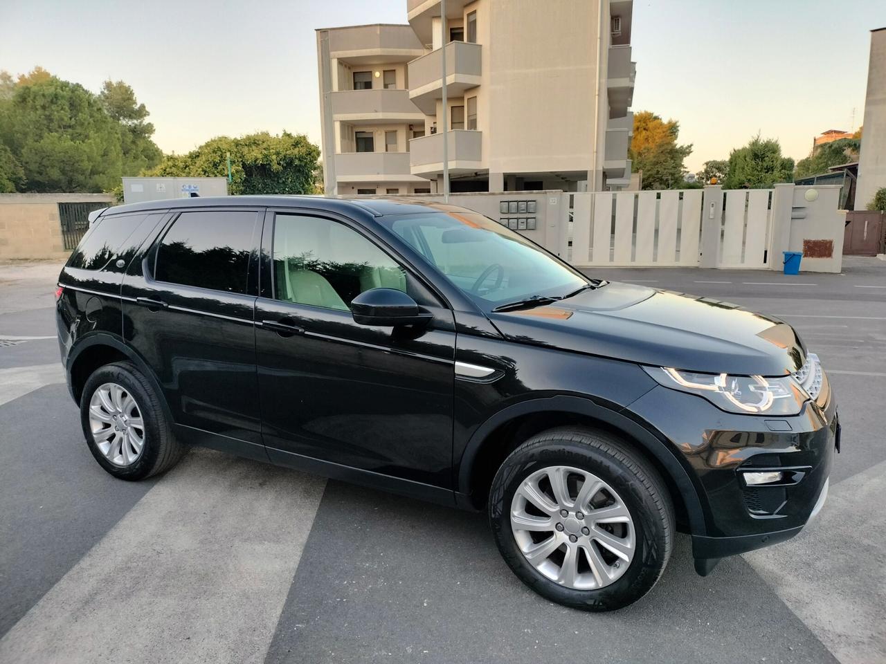 Land Rover Discovery Sport 2.0 TD4 150 CV HSE Luxury