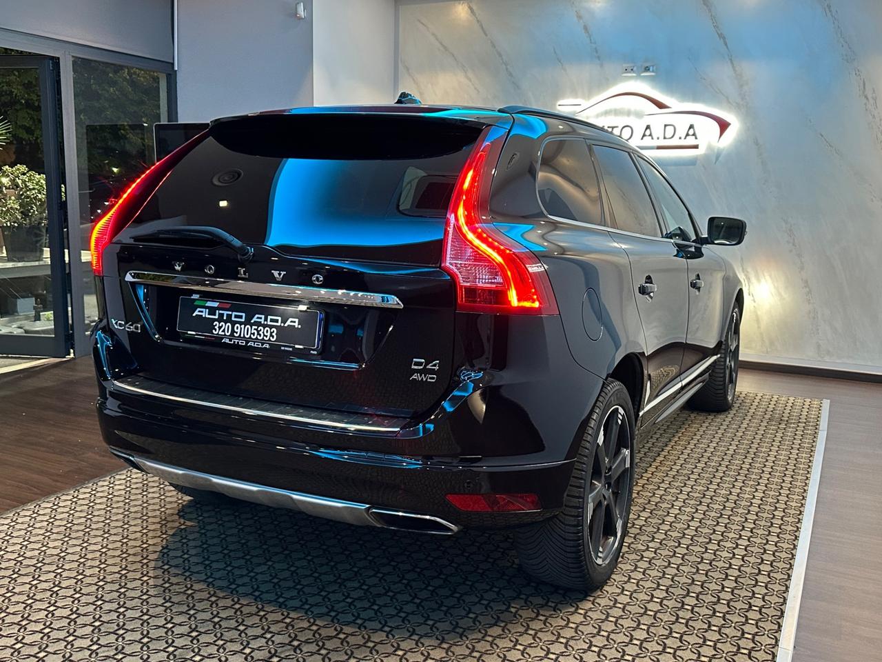 Volvo XC 60 XC60 D4 AWD Geartronic R-design Momentum N1