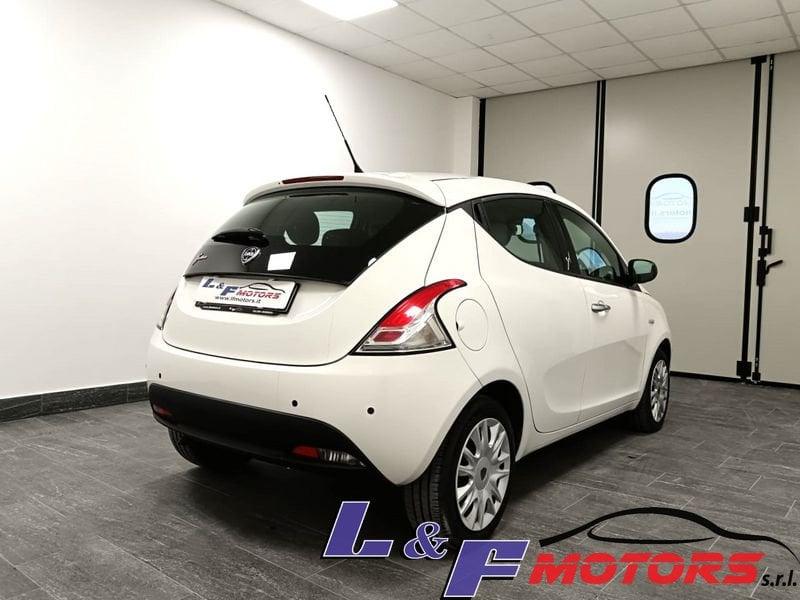 Lancia Ypsilon 1.2 69 CV GPL Gold