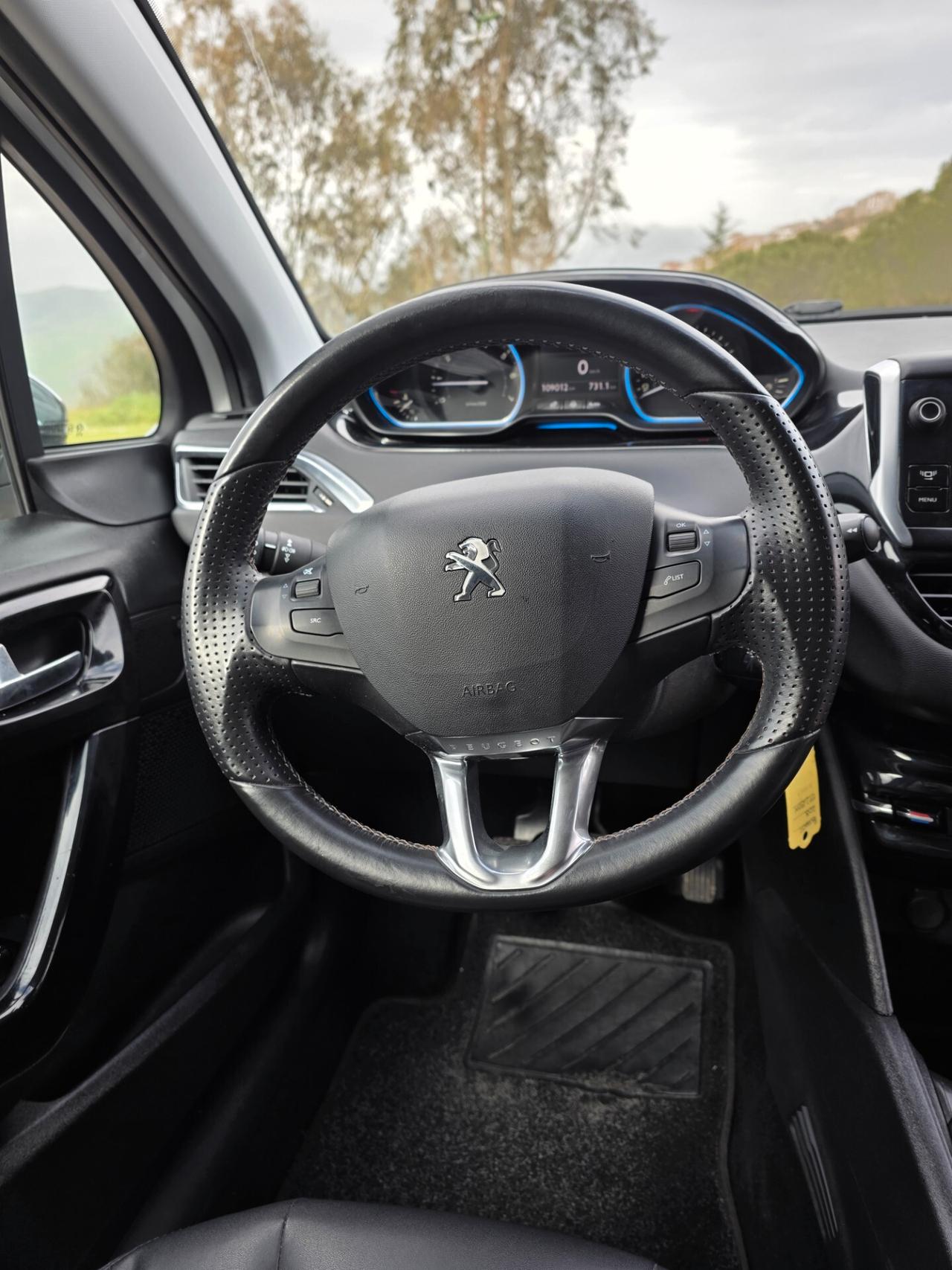 Peugeot 208 1.6 THP 156 CV 3 porte pre GTi