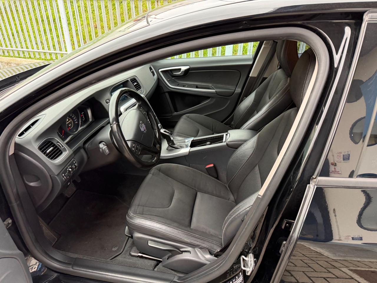 Volvo V60 D3 Geartronic Kinetic CAMBIO NUOVO