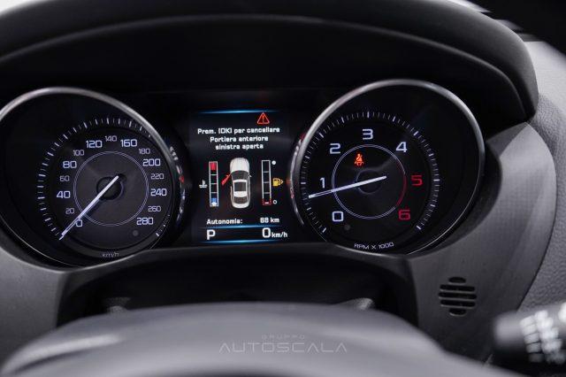 JAGUAR XE 2.0 D Turbo 180cv Aut. *SOLO X COMMERCIANTI*