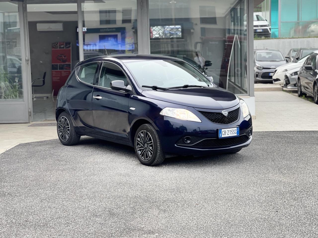 Lancia Ypsilon 1.2 Gpl 69CV E6 Neo - 2020
