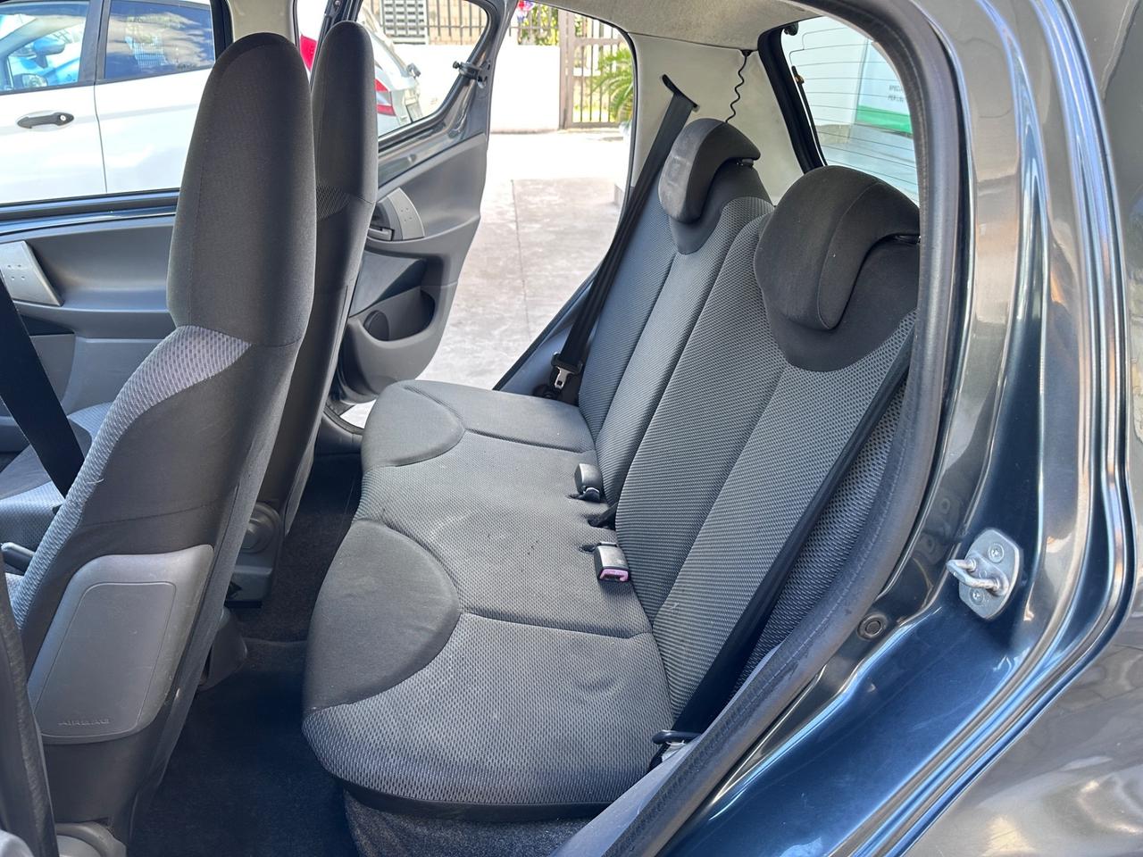 Toyota Aygo 1.0 12V VVT-i 5 porte
