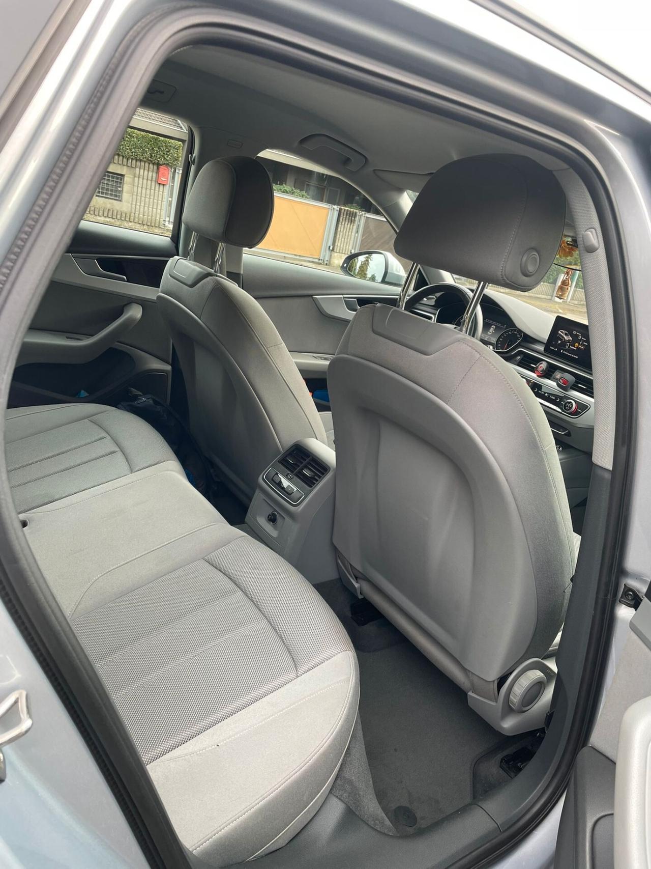 Audi A4 Avant 3.0 TDI S tronic