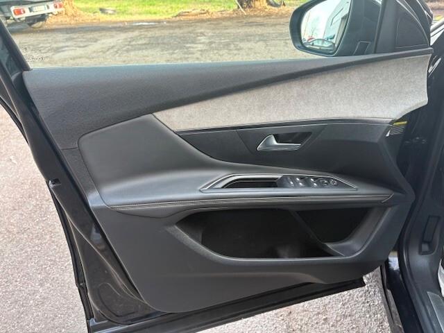 Peugeot 3008 BlueHDi 130 S&S EAT8 GT