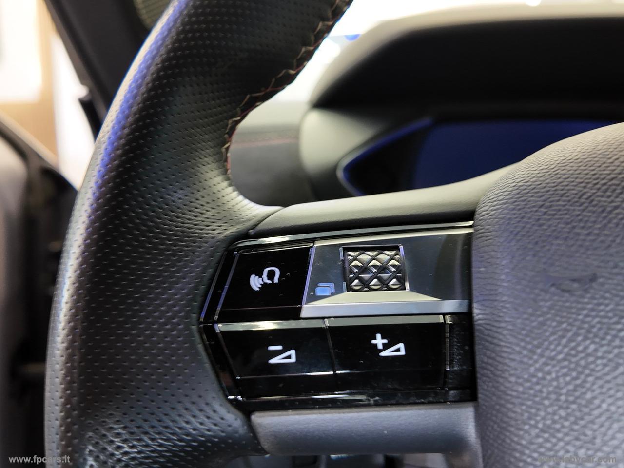 DS AUTOMOBILES DS 3 Crossback BlueHDi 110 PERFORMANCE LINE