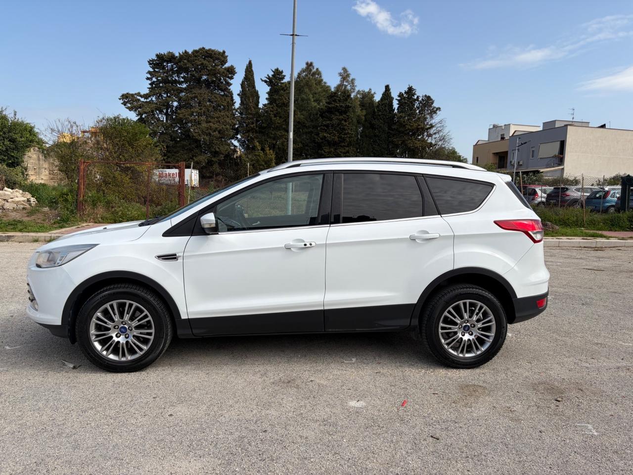 Ford Kuga 2.0 TDCI 115 CV 2WD Titanium