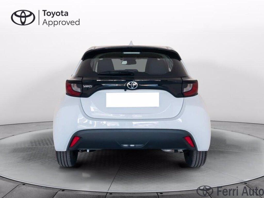 TOYOTA Yaris 1.0 active del 2023