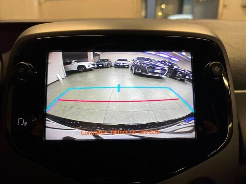 Toyota Aygo 2ª serie Connect 1.0 VVT-i 72 CV 5 porte x-play