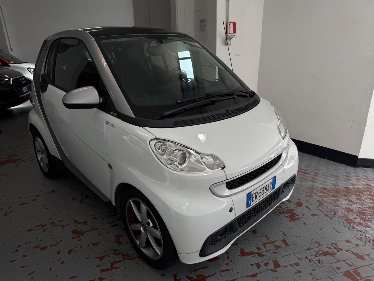 Smart ForTwo 1000 52 kW MHD coupé pulse