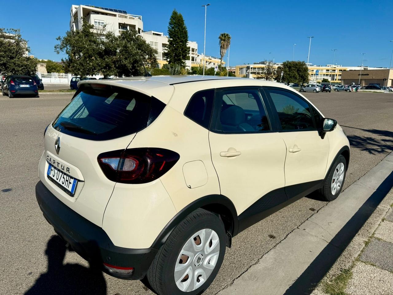 RENAULT CAPTUR -GARANZIA 12 Mesi - Solo 37500 km