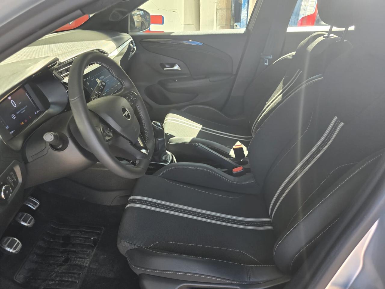 Opel Corsa 1.2 rate da 180