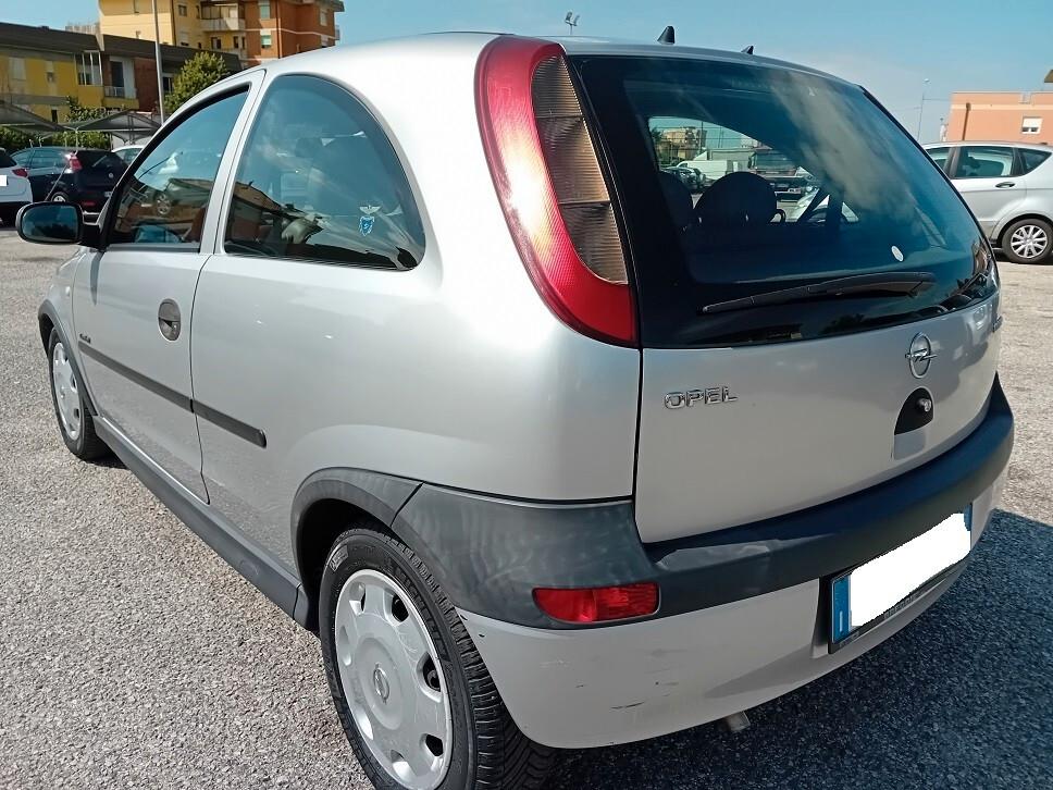 Opel Corsa 1.0i 12V cat 3 porte