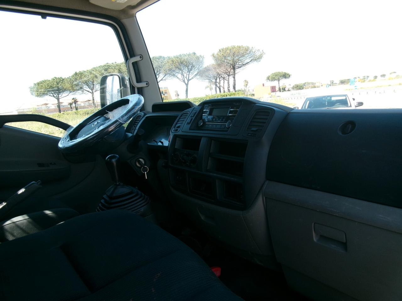 Nissan Cabstar NT400 35-12 2.5 120CV E5 RIBALTABILE TRILAT 134000 KM TAGLIANDATO