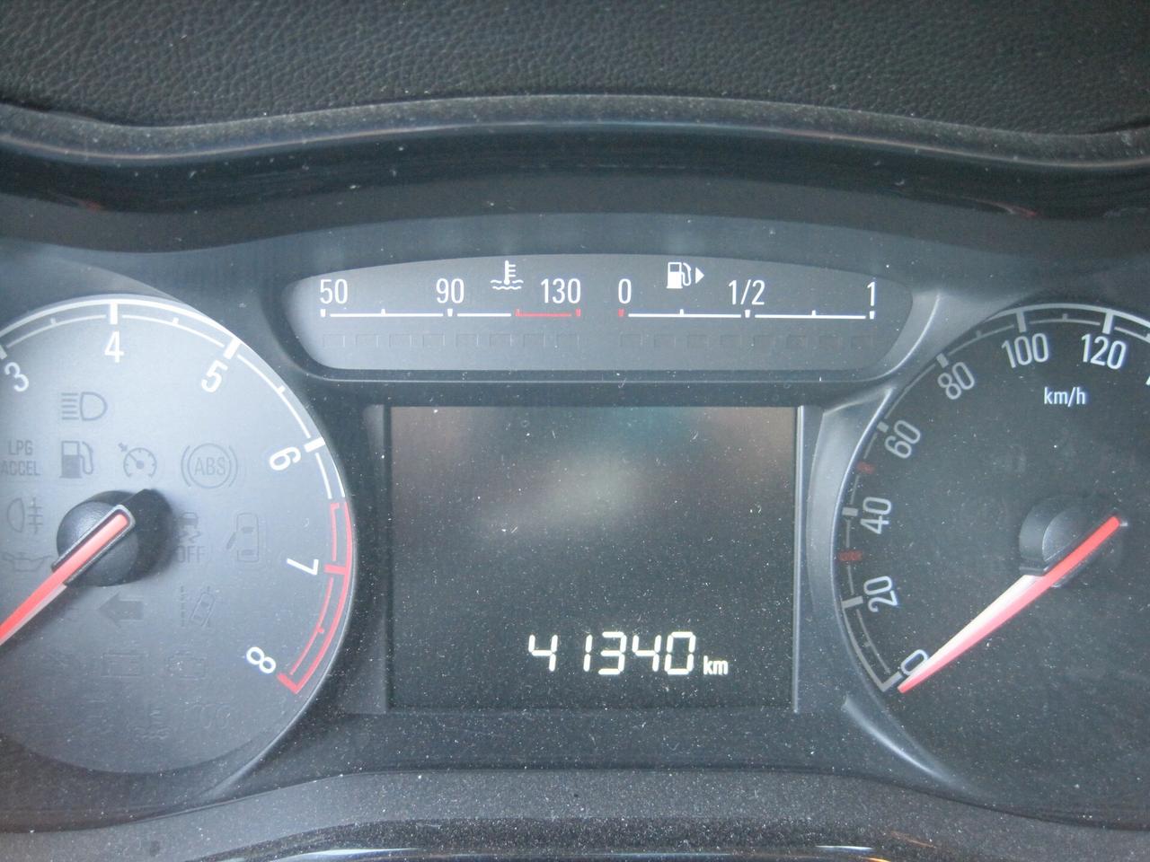 Opel Karl Rocks 1.0 75 CV
