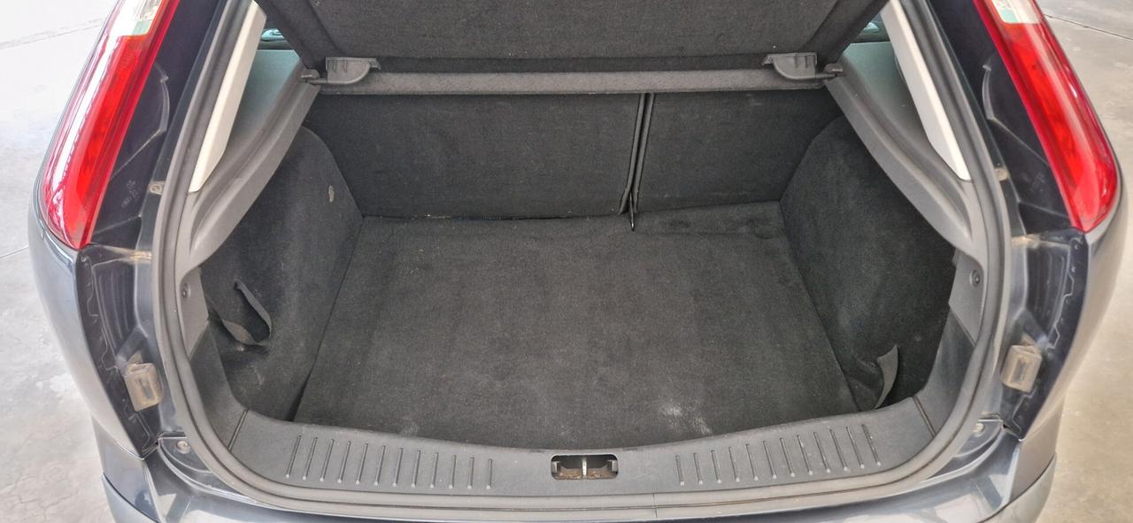 Ford Focus 1.8 TDCi 115cv ** INDISTRUTTIBILE **