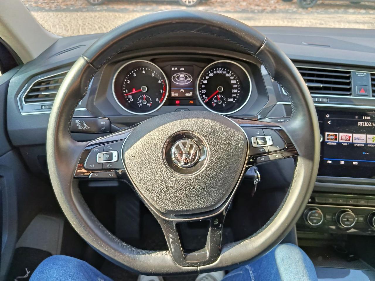 Volkswagen Tiguan Business 1.5 TSI #7809